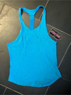 Emme Jordan Women’s Size Medium Turquoise Tank Top
